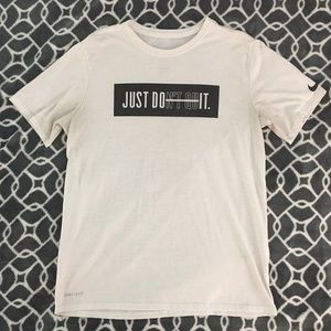 Nike T-Shirt
